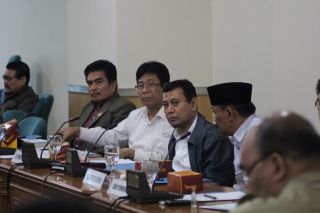 Anggota Komisi A DPRD DKI Jakarta Fraksi PKS Ahmad Yani (kedua dari kanan), saat Rakor bersama Sekretariat Dewan DPRD DKI Jakarta, Selasa (23/12).