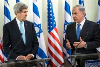 John Kerry dan Netanyahu dalam sebuah kesempatan konferensi pers (paltimes.net)