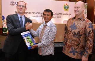 Gubernur Sumatera Utara (Gubsu) Gatot Pujo Nugroho dalam Seminar Perencanaan Energi Sumatera Utara di Hotel JW Marriott, Kamis (22/1). (IST)