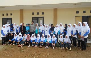 SMA Negeri 2 Sumatera Barat mengadakan Workshop Menulis Fiksi .  (FAM)