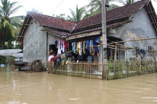 Rumah terendam banjir, di Provinsi Banten. 