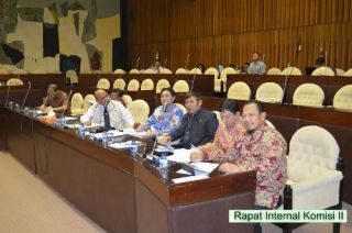 Rapat Internal Komisi II DPR RI, Senin (19/1) (IST)
