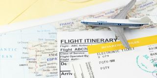 Penjualan tiket murah dianggap berkaitan erat dengan keselamatan penerbangan. (inet).  (merdeka.com)