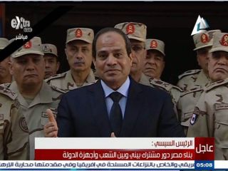 Pimpinan kudeta Mesir, As-Sisi sedang memberikan keterangan pers. (islammemo.cc)