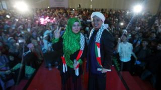 Melly Goeslow dan Opik semarakkan konser amal untuk Palestina yang diselenggarakan KNRP (tribunnews.com)