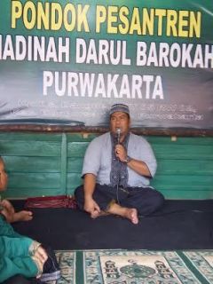 Aiptu Budiman saat ini mengelola pesantren Yatim Piatu di Purwakarta, Jawa Barat. (detik.com)