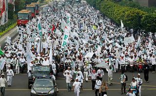 Aksi unjuk rasa Gerakan Masyarakat Jakarta (GMJ) tuntut Ahok lengser. (cahaya.co)
