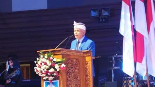 Hatta Rajasa dalam pidato pembukaan Kongres IV PAN di Bali. (detik.com)