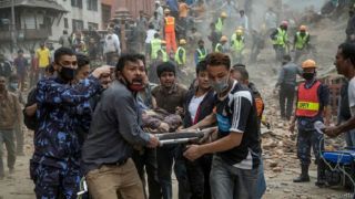 Bencana kemanusiaan di Nepal akibat gempa 7,9 SR (bbc.co.uk)