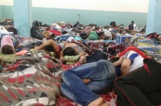Para pengungsi Palestina terlantar di penjara Mesir. (felesteen.ps)