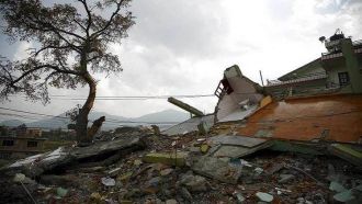 Dampak gempa di Nepal (islammemo.cc)