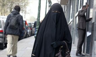 Muslimah bercadar di Belanda. (aljazeera)