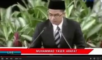 Pembacaan Alquran dengan lagam (irama) Jawa saat peringatan Isra' Mi'raj di Istana Negara, Jumat (15/5/15).  (republika.co.id)