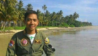 Kapten Pnb Sandy Permana, Pilot Pesawat Hercules C-130 yang jatuh di Medan.  (viva.co.id)