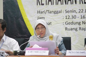 Wakil Ketua Komisi VIII DPR RI dari Fraksi PKS, Ledia Hanifah Amalia saat menjadi pembicara di Focus Group Discussion (FGD) RUU Ketahanan Keluarga di ruang pleno Fraksi PKS, Jakarta, Senin (22/6). (IST)