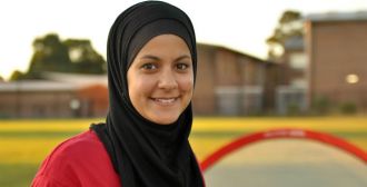Assmaah Helal, Pesepakbola Muslimah asal Australia. (dream.co.id)