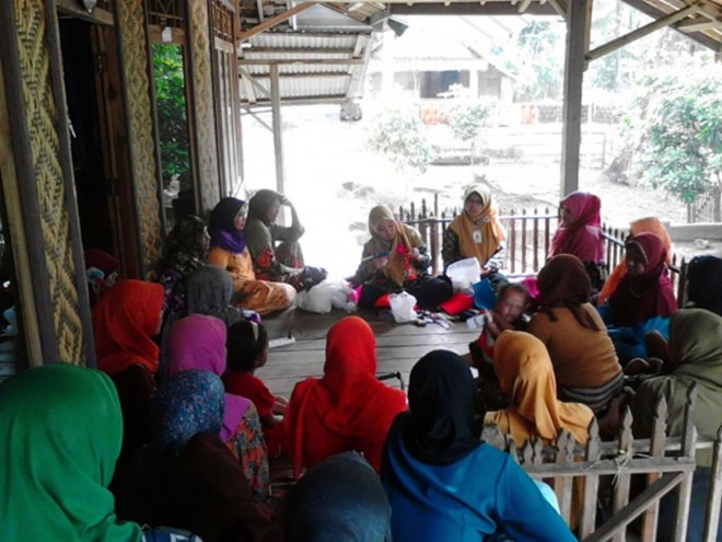 Pelatihan Ibu-Ibu PKK di Kecamatan Cibitung yang digelar oleh SGI. (Heri Yanto)