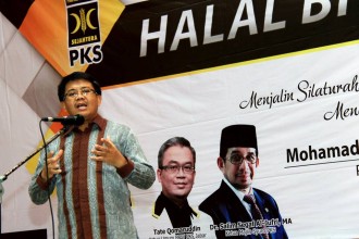 Presiden PKS, M Sohibul Iman memberikan orasi politiknya di hadapan ribuan kader PKS se-Kabupaten Bogor, di Ciawi, Sabtu (22/8). (IST)