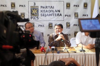 Presiden PKS, Mohamad Sohibul Iman dan Skejen PKS Taufik Ridlo periode 2015-2020. (dudi iskandar/rpf))