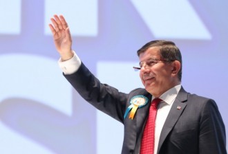 Ahmet Davutoglu kembali pimpin AKP. (Anadolu)