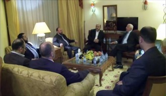 Perwakilan faksi Hamas bertemua dengan faksi Fatah di Beirut. (qudspress.com)