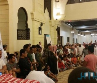 Puluhan pekerja asal Filipina melafalkan syahadat di Riyadh (daralakhbar.com)