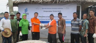 PT Perusahaan Gas Negara (Persero)Tbk bersama RZ (Rumah Zakat) melakukan penanaman 10000 batang mangrove di Kelurahan Belawan Sicanang, Kecamatan Medan Belawan, Kota Medan. Senin (5/10/15. (Rena/RZ). 