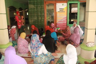 Salah satu kegiatan Tim Medis LKC di daerah Sembalun - Lombok Timur. (LKC DD)