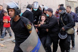 Kekerasan yang dilakukan aparat Mesir terhadap oposisi (islammemo.cc)