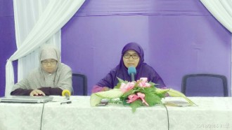 Ketua Bidpuan PKS, Dra. Wirianingsih, M.Si., dalam seminar (pks-malaysia) 