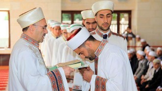 Wisuda penghapal Al-Qur'an di Turki (islammemo.cc)
