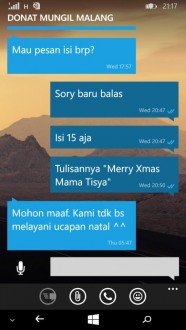 Percakapan Tyok dengan pihak Donat Mungil Malang (Facebook)