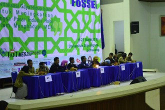 Temu Ilmiah Nasional (TEMILNAS) Forum Silaturrahim Studi Ekonomi Islam (FoSSEI), 