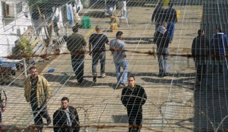 Warga Palestina yang ditawan di penjara Israel. (sahabatalaqsa.com)