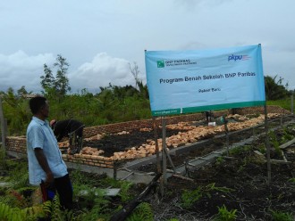 Pembangunan gedung sekolah dasar untuk anak-anak di Desa Sokop Bandaraya, Kecamatan Rangsang Pesisir, Kabupaten Meranti, Riau. (ma/putri/PKPU)