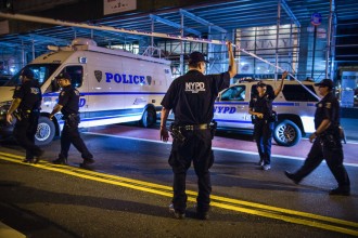 Aparat kepolisian New York City (nytimes.com)