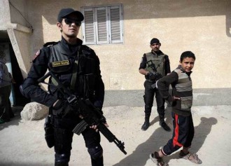 Polisi Mesir bersenjata lengkap di 'Arish (islammemo.cc)