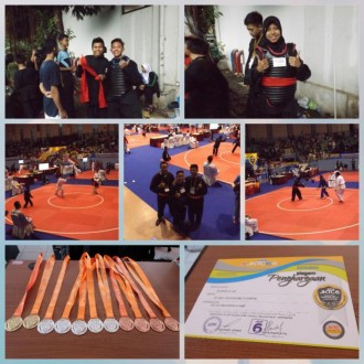 SMP Juara Bandung meraih 2 medali emas, 5 medali perak, dan 4 medali perunggu dalam kejuaraan Pencak Silat Jakarta Championship ke-6 Tahun 2016. (Titin.W/RZ)