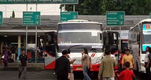 Terminal bus Pulo Gadung, Jakarta Timur (beritajakarta.com)